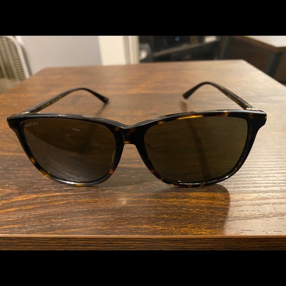 Gucci sun glaasses - Picture 3 of 14